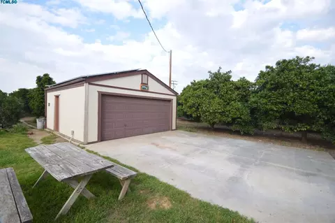 1560 E Myer Ave, Exeter, CA 93221 photo 30