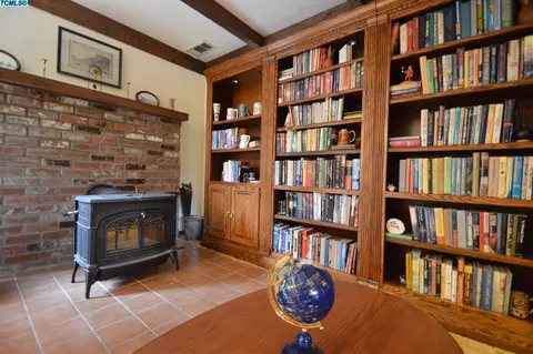 1560 E Myer Ave, Exeter, CA 93221 photo 21