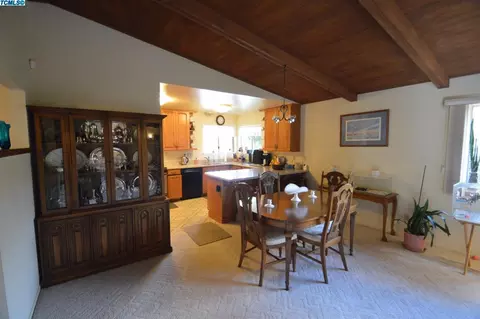 1560 E Myer Ave, Exeter, CA 93221 photo 9