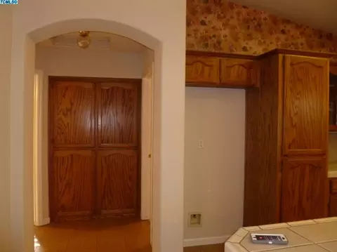 2406 E Beech Ave, Visalia, CA 93292 photo 18