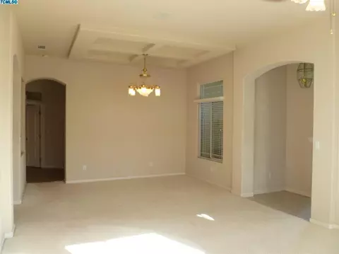 2406 E Beech Ave, Visalia, CA 93292 photo 11
