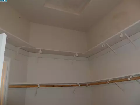 2406 E Beech Ave, Visalia, CA 93292 photo 32