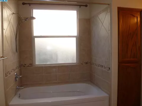 2406 E Beech Ave, Visalia, CA 93292 photo 35