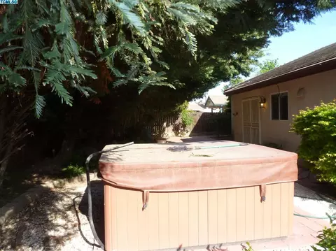 2406 E Beech Ave, Visalia, CA 93292 photo 45