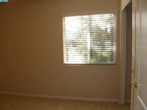 2406 E Beech Ave, Visalia, CA 93292 photo 20