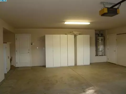2406 E Beech Ave, Visalia, CA 93292 photo 40