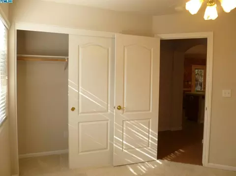 2406 E Beech Ave, Visalia, CA 93292 photo 21