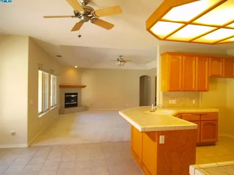 319 Old Line Ave, Exeter, CA 93221 photo 9