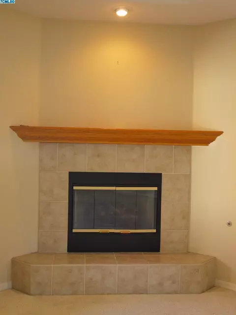 319 Old Line Ave, Exeter, CA 93221 photo 4