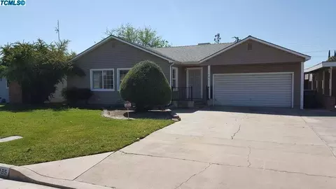 1485 E Sequoia Ave, Tulare, CA 93274 photo 1