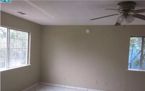 15729 Wisteria Dr, Ivanhoe, CA 93235 photo 2