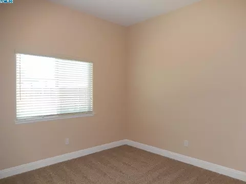 1938 Academy Ave, Tulare, CA 93274 photo 11