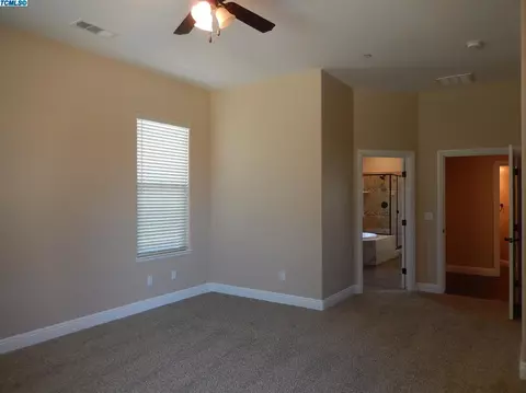 1938 Academy Ave, Tulare, CA 93274 photo 16