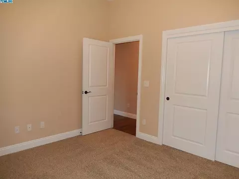 1938 Academy Ave, Tulare, CA 93274 photo 12