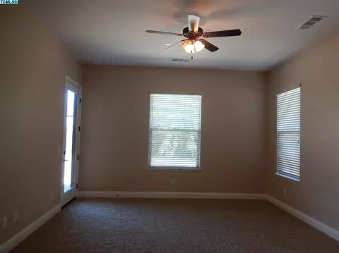 1938 Academy Ave, Tulare, CA 93274 photo 15