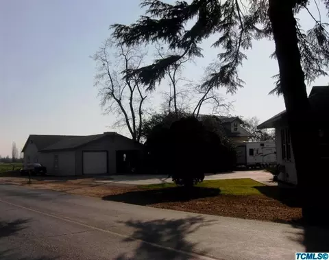 1891 N Belmont, Exeter, CA 93221 photo 4