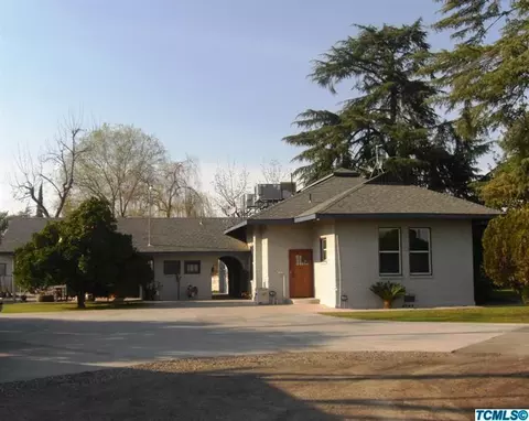 1891 N Belmont, Exeter, CA 93221 photo 3