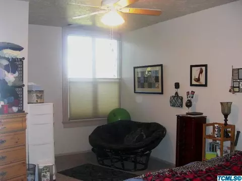 1891 N Belmont, Exeter, CA 93221 photo 14