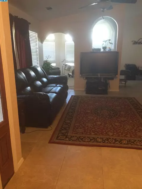 809 Woodland Ave, Exeter, CA 93221 photo 5