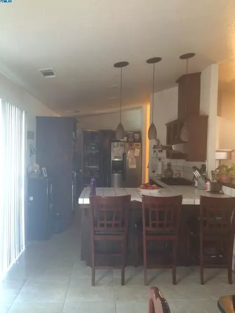 809 Woodland Ave, Exeter, CA 93221 photo 4