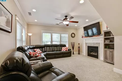 739 Sherwood St, Exeter, CA 93221 photo 9