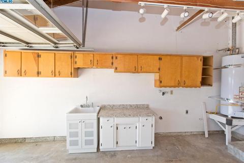 2734 W Beech Ave, Visalia, CA 93277 photo 30