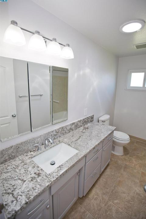 2734 W Beech Ave, Visalia, CA 93277 photo 23