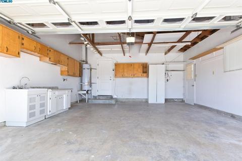 2734 W Beech Ave, Visalia, CA 93277 photo 29