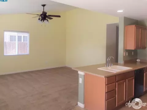 4347 E Murray Ave, Visalia, CA 93292 photo 9