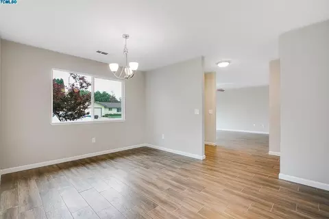 1421 Joyce Pl, Exeter, CA 93221 photo 5