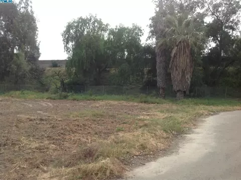 2005 Knowles St, Selma, CA 93662 photo 3