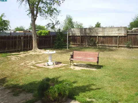 1013 S Elm St, Pixley, CA 93256 photo 22