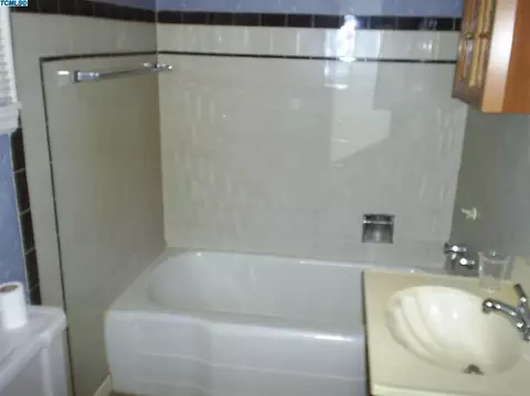 1013 S Elm St, Pixley, CA 93256 photo 6