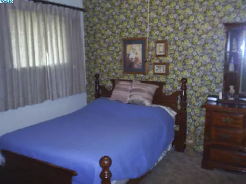 1013 S Elm St, Pixley, CA 93256 photo 7