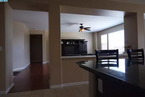 975 Lavender, Dinuba, CA 93618 photo 31