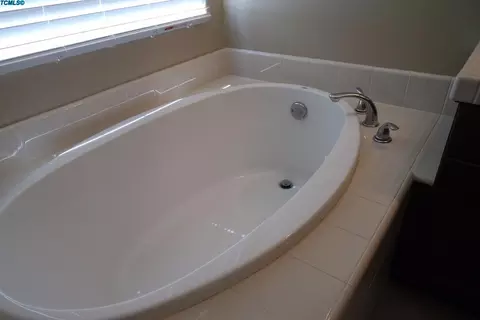 975 Lavender, Dinuba, CA 93618 photo 36