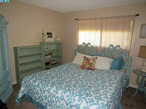 709 W Pine St, Exeter, CA 93221 photo 15