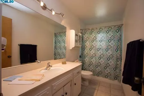 11246 S Clovis Ave, Selma, CA 93662 photo 14