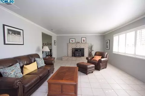11246 S Clovis Ave, Selma, CA 93662 photo 5