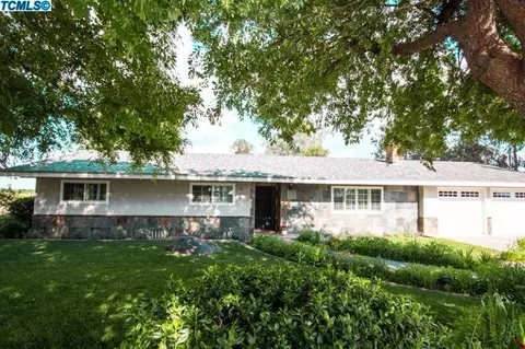 11246 S Clovis Ave, Selma, CA 93662 photo 2