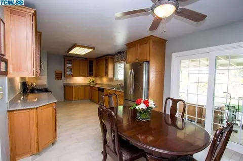 11246 S Clovis Ave, Selma, CA 93662 photo 7