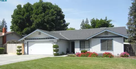 428 Benjamin Ct, Exeter, CA 93221 photo 2