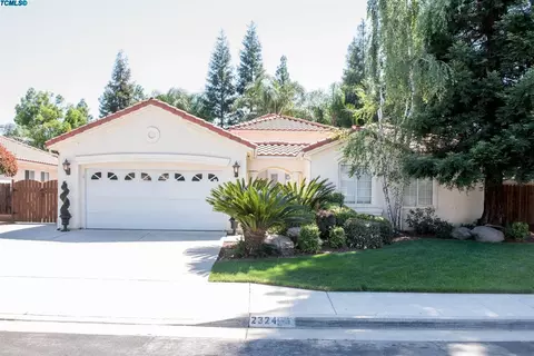 2324 Sierra Madre Ave, Clovis, CA 93611 photo 2