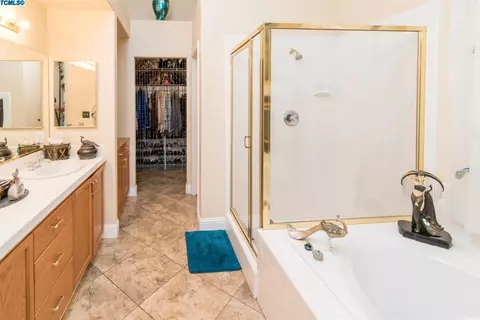 2324 Sierra Madre Ave, Clovis, CA 93611 photo 25