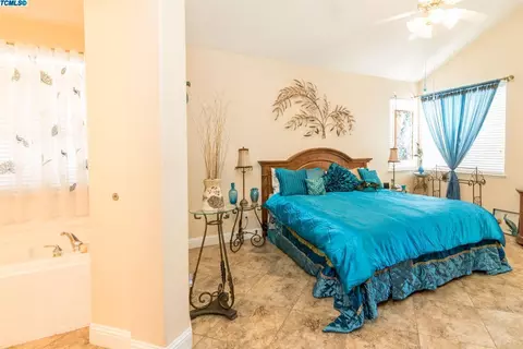 2324 Sierra Madre Ave, Clovis, CA 93611 photo 22