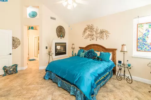 2324 Sierra Madre Ave, Clovis, CA 93611 photo 23