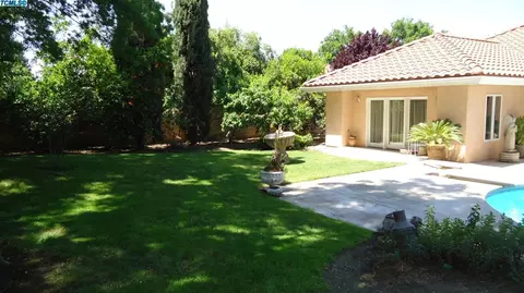 3537 E Vassar Ct, Visalia, CA 93292 photo 77
