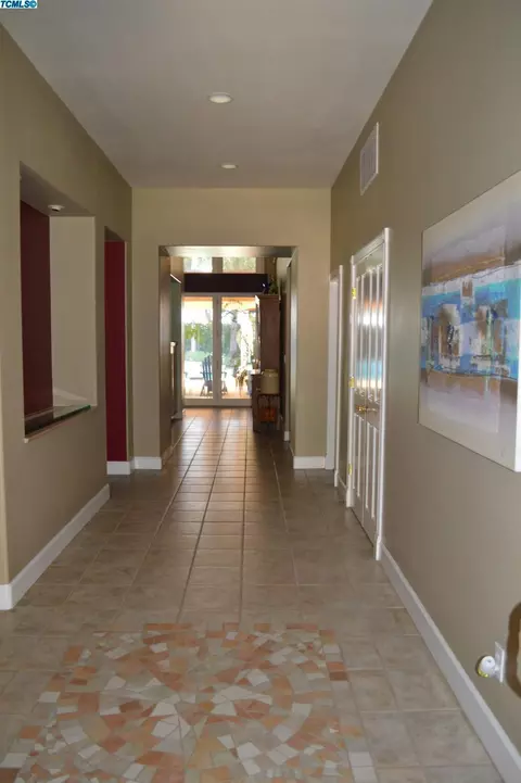 3537 E Vassar Ct, Visalia, CA 93292 photo 11