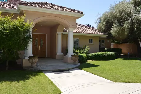 3537 E Vassar Ct, Visalia, CA 93292 photo 5