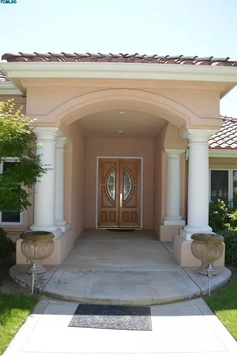 3537 E Vassar Ct, Visalia, CA 93292 photo 7